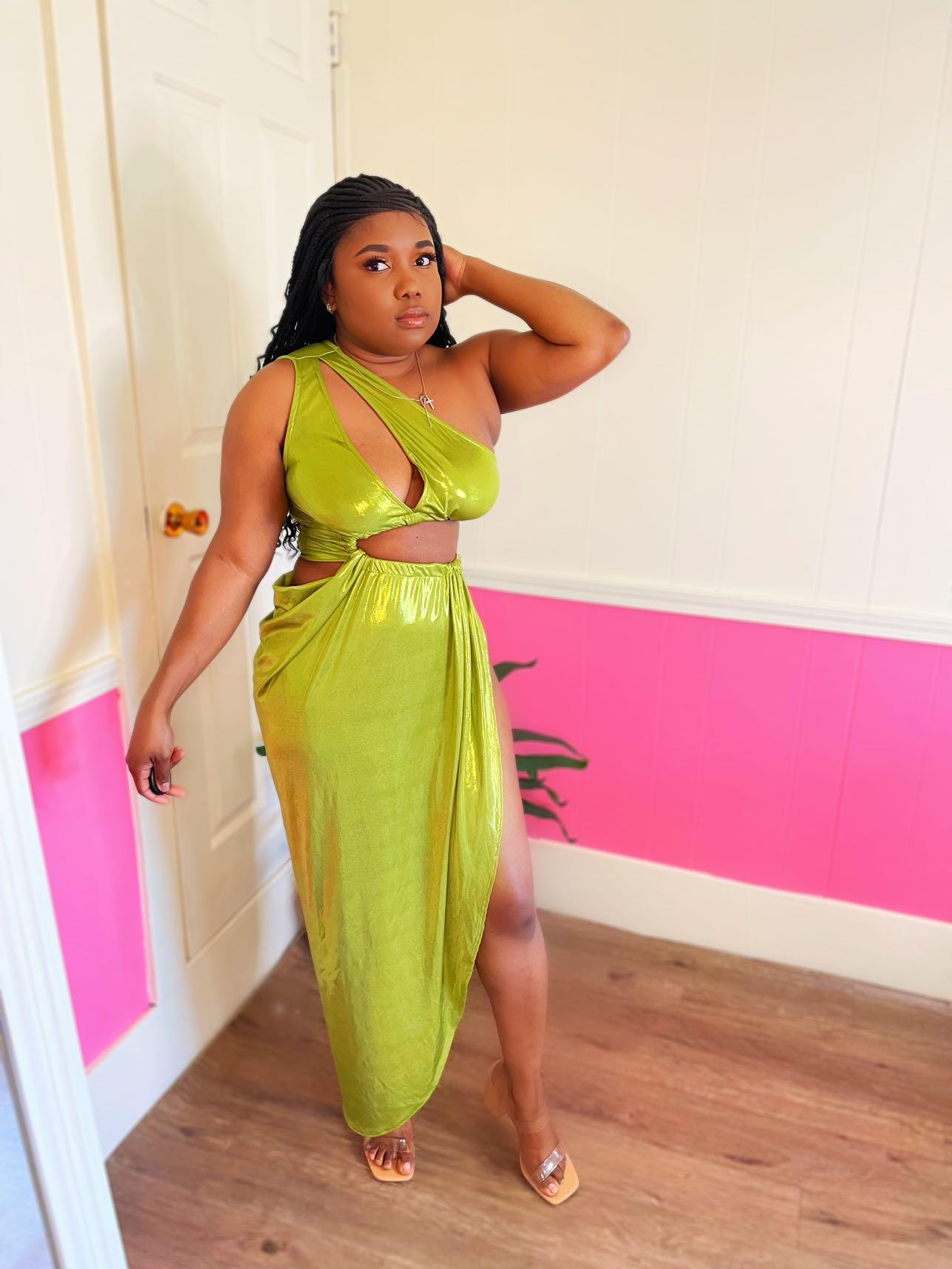 Love me Green dress