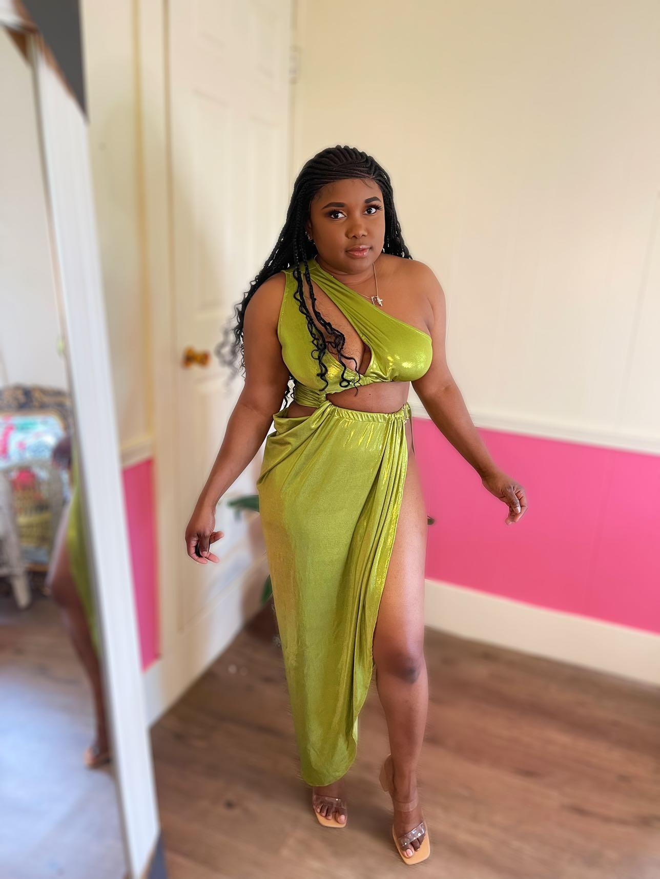 Love me Green dress